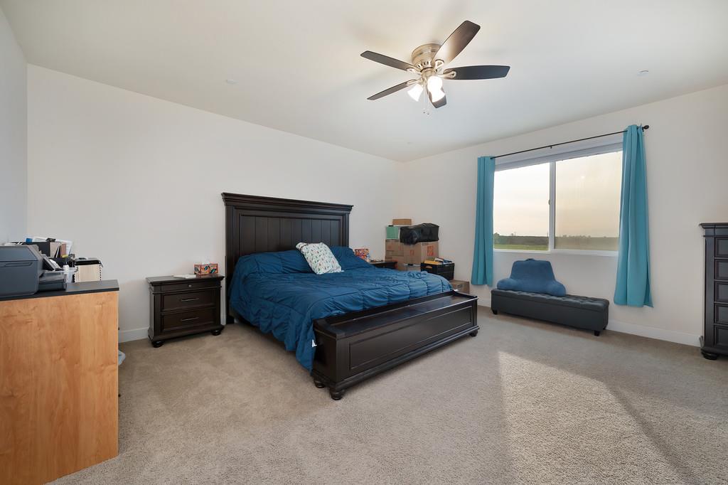 1004 Lavender St, Manteca, CA 95337