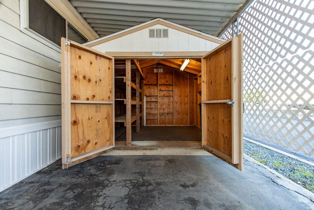 401 Allen Way, Turlock, CA 95380