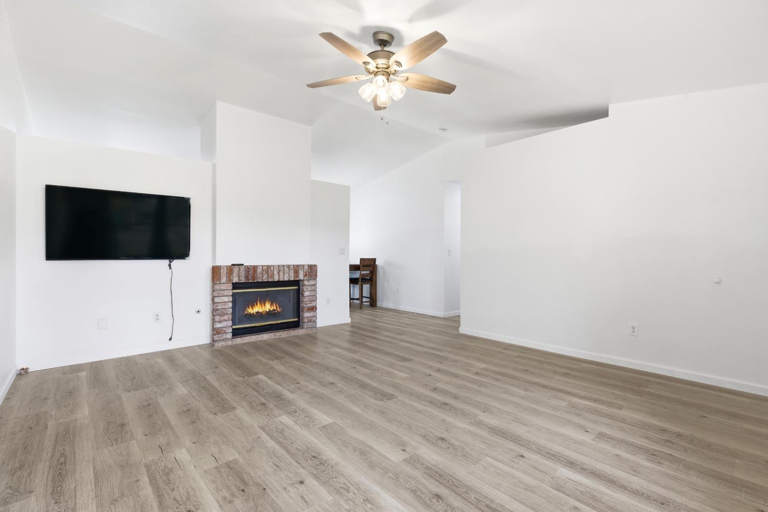 1117 Whittle Ct, Modesto, CA 95351