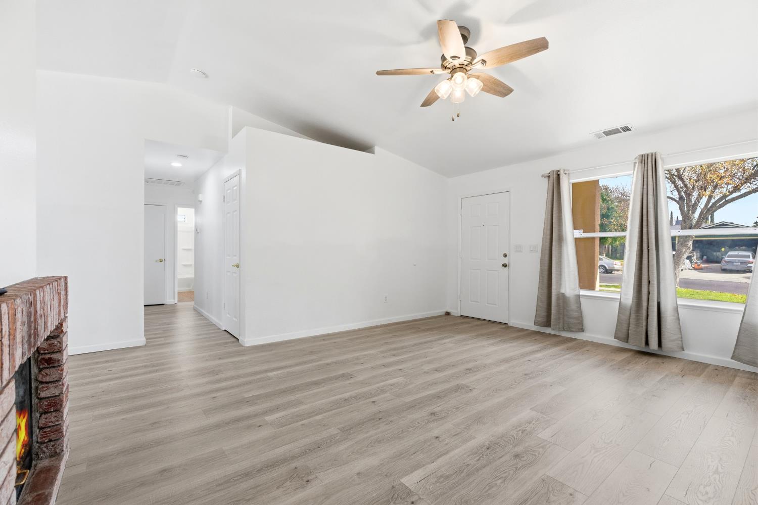 1117 Whittle Ct, Modesto, CA 95351