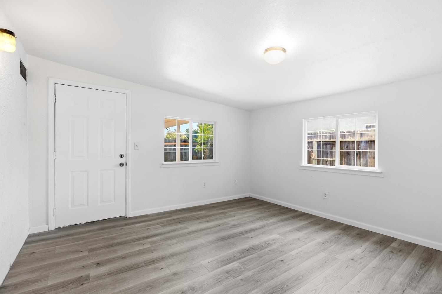 1117 Whittle Ct, Modesto, CA 95351