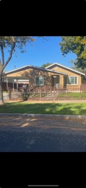 1015 W 10th St, Merced, CA 95341