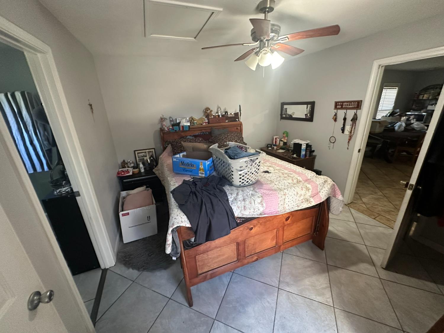 1015 W 10th St, Merced, CA 95341