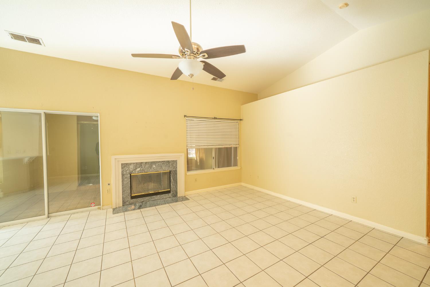 1259 Joett Dr, Turlock, CA 95380