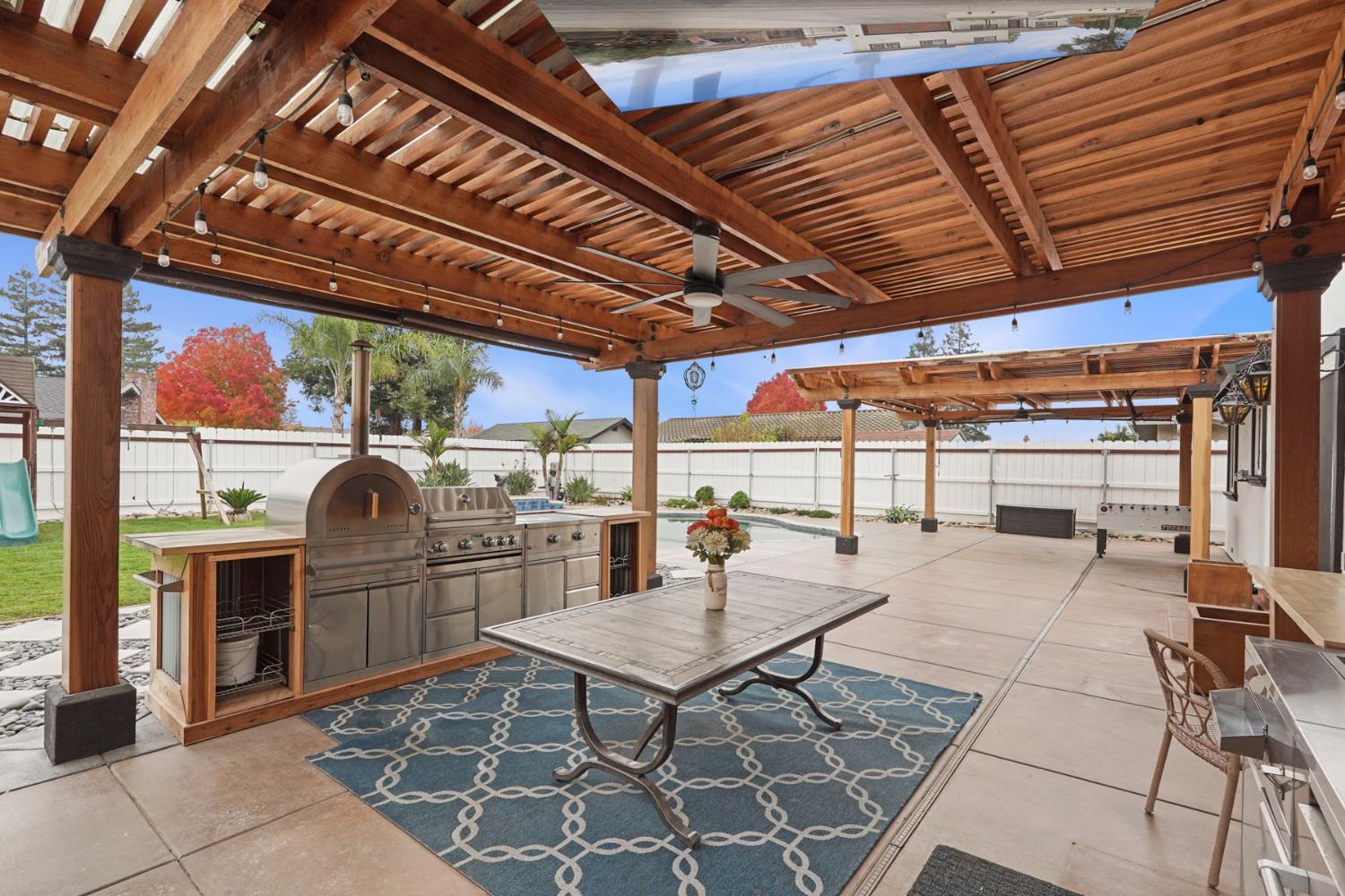 1754 Carignane Way, Escalon, CA 95320