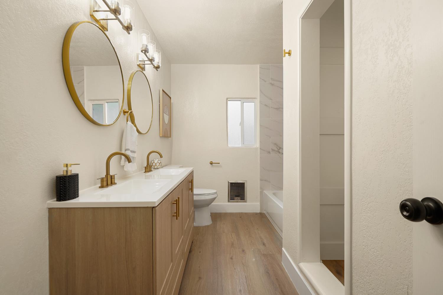 1417 Concord Ave, Modesto, CA 95350