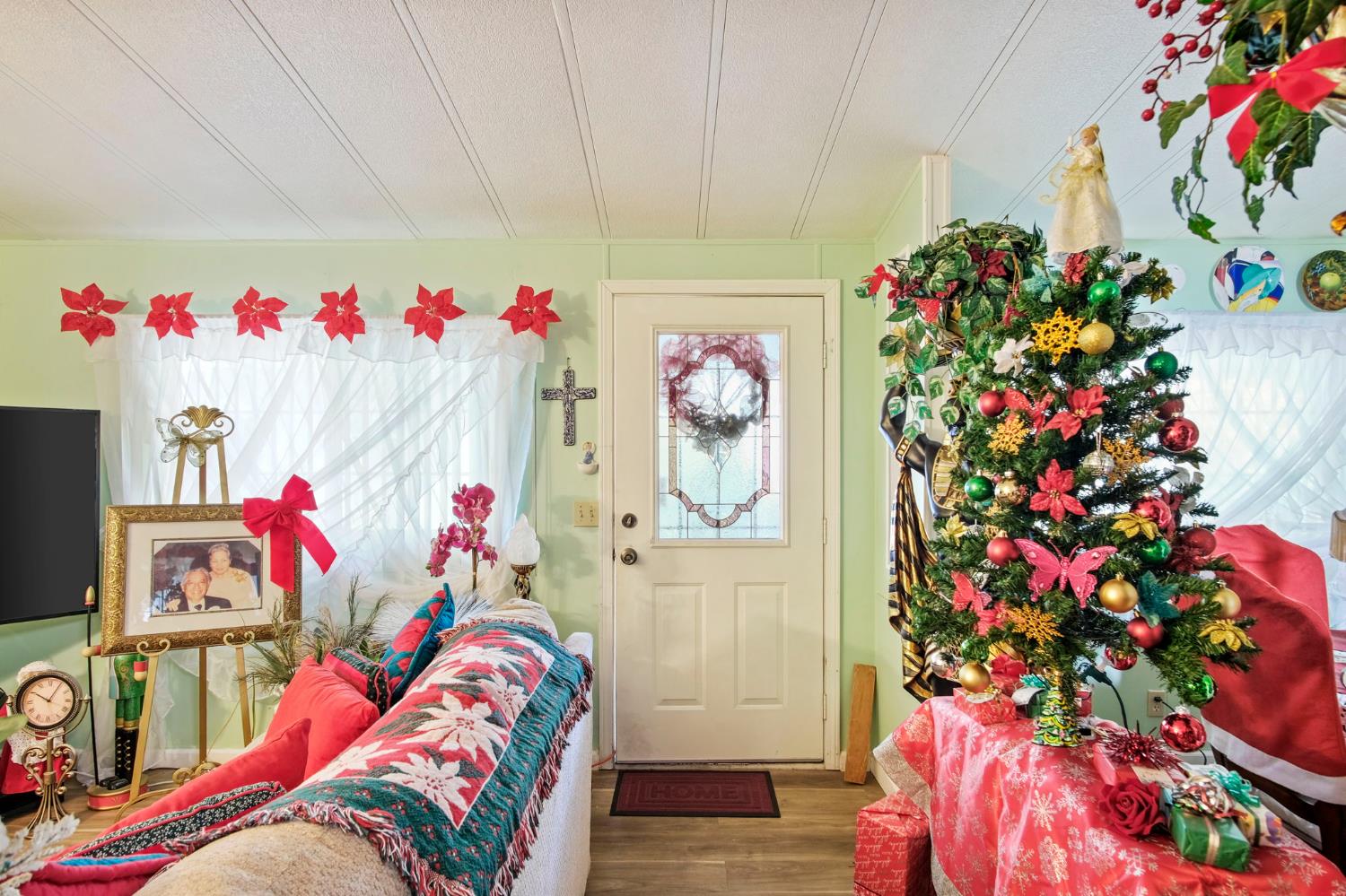 47 Clipper Ln, Modesto, CA 95356