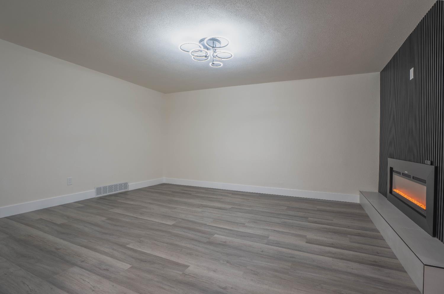 1418 Cypress Ave, Modesto, CA 95350