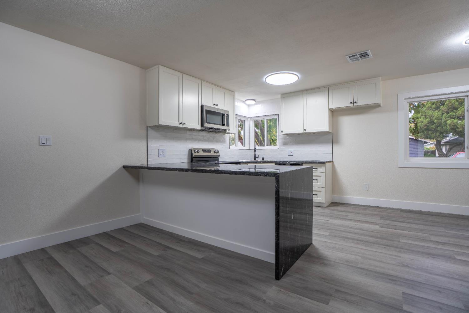 1418 Cypress Ave, Modesto, CA 95350