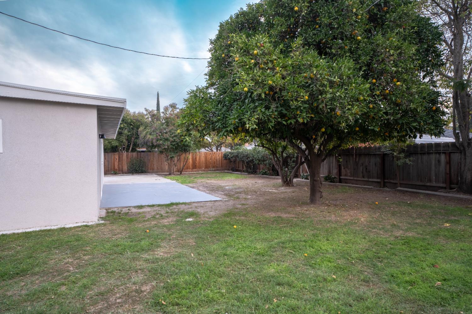 1418 Cypress Ave, Modesto, CA 95350