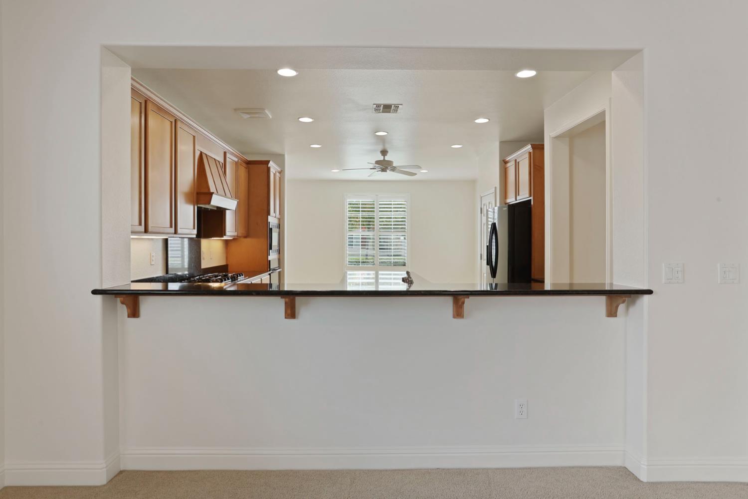 1709 Fox Trot Way, Manteca, CA 95336