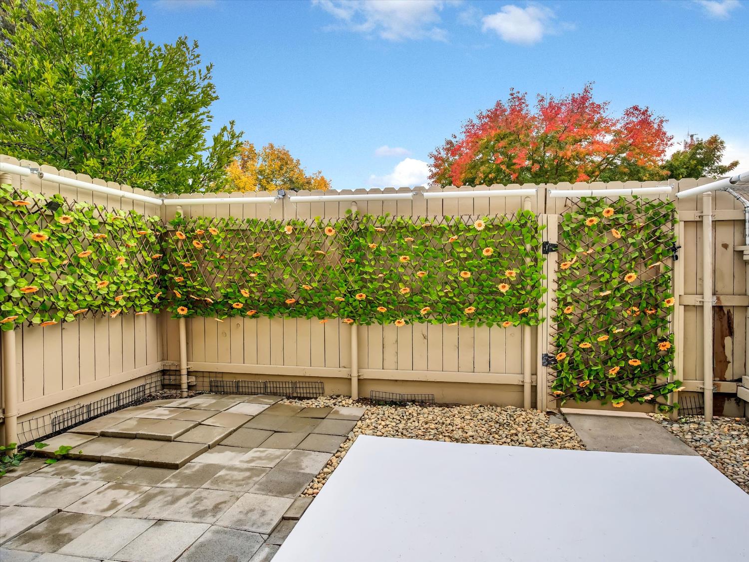 1177 Norwegian Ave #8, Modesto, CA 95350