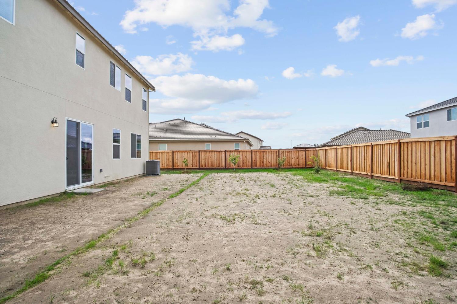 471 Villa Ticino Dr, Manteca, CA 95337