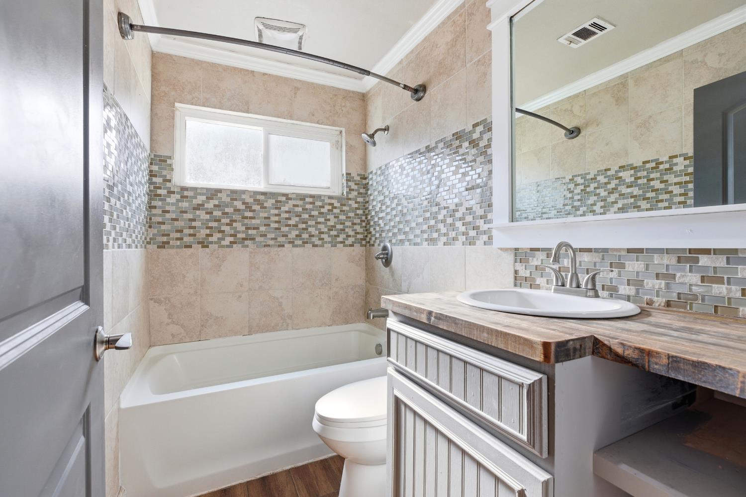 2805 Keller St, Modesto, CA 95355