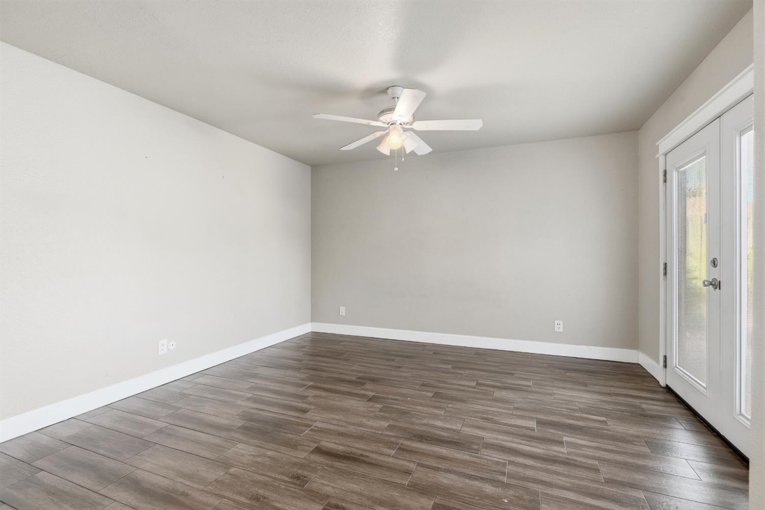 2805 Keller St, Modesto, CA 95355