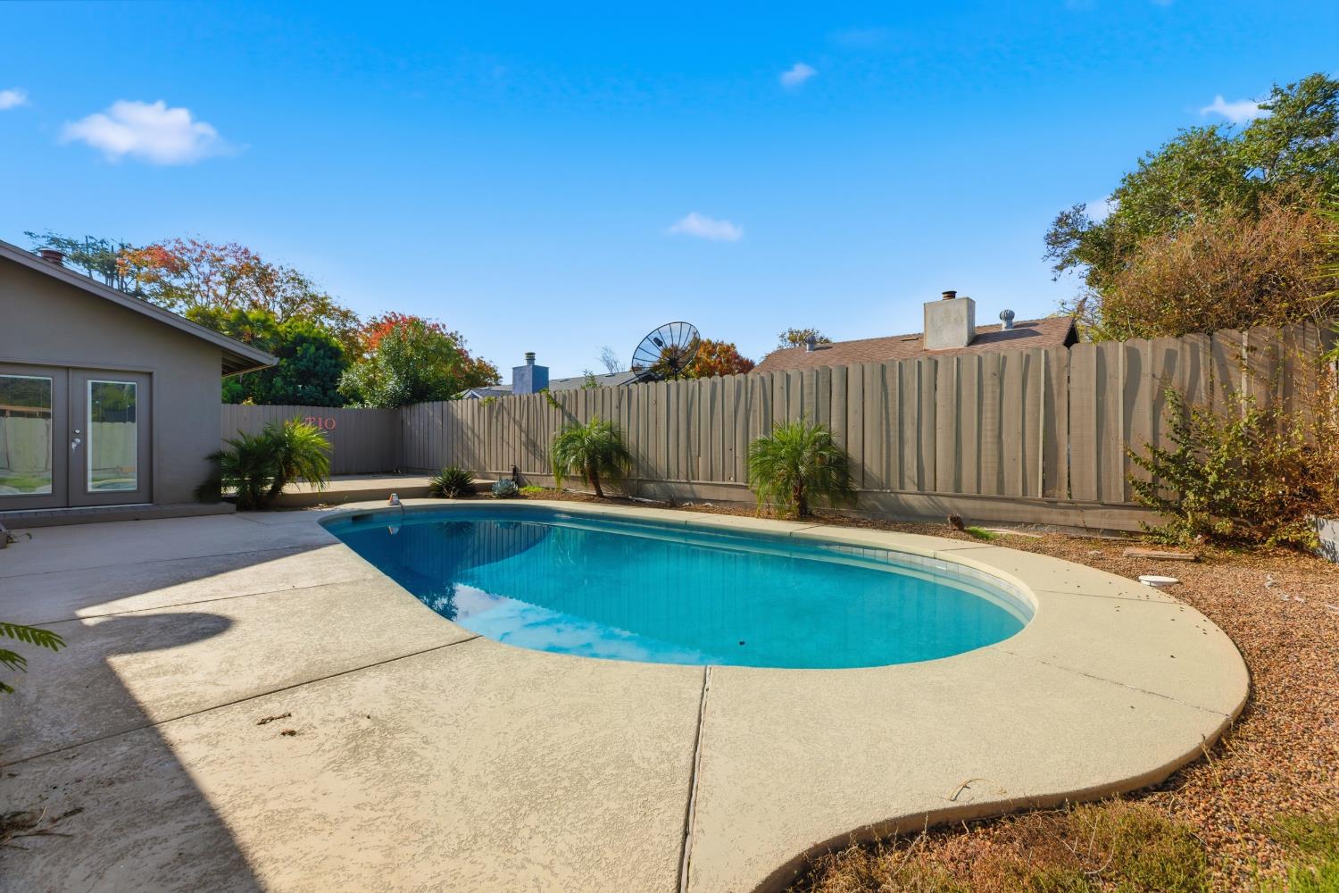 2805 Keller St, Modesto, CA 95355