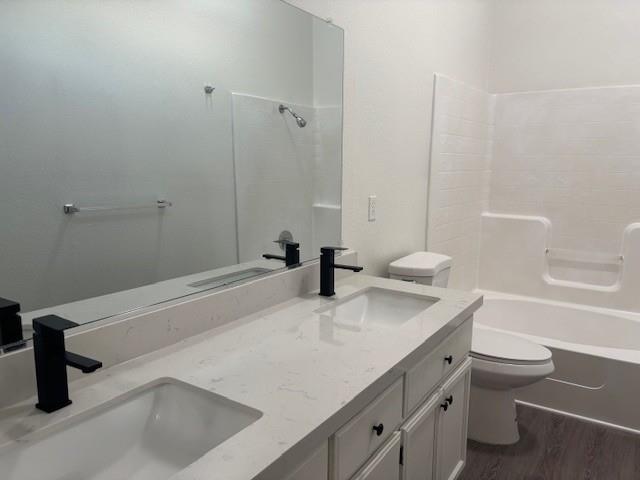 2227 Laguna Way, Los Banos, CA 93635