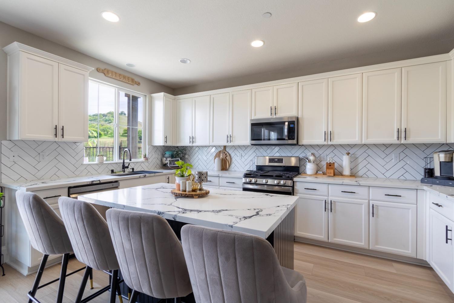 9419 Vintner Cir, Patterson, CA 95363