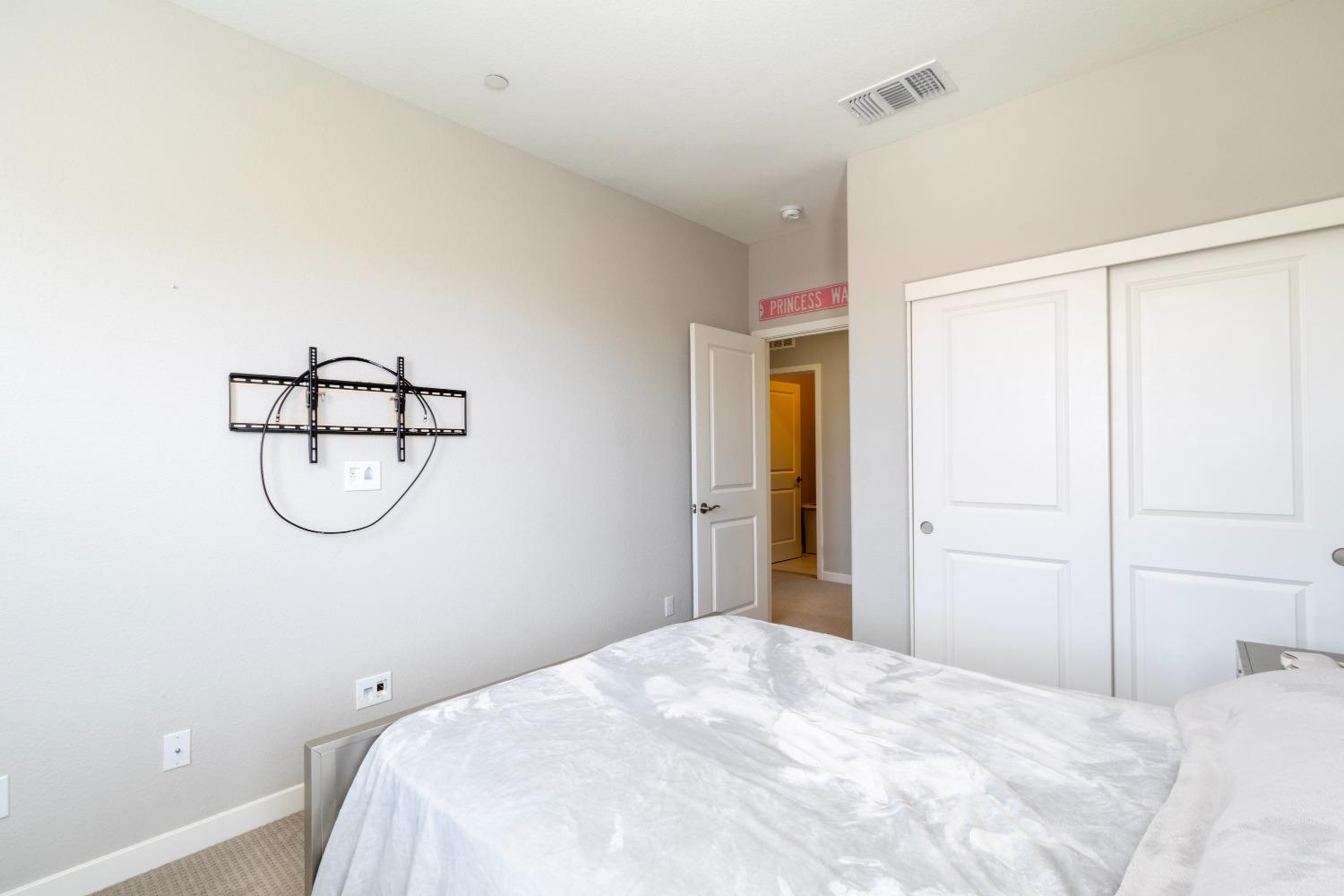 9419 Vintner Cir, Patterson, CA 95363