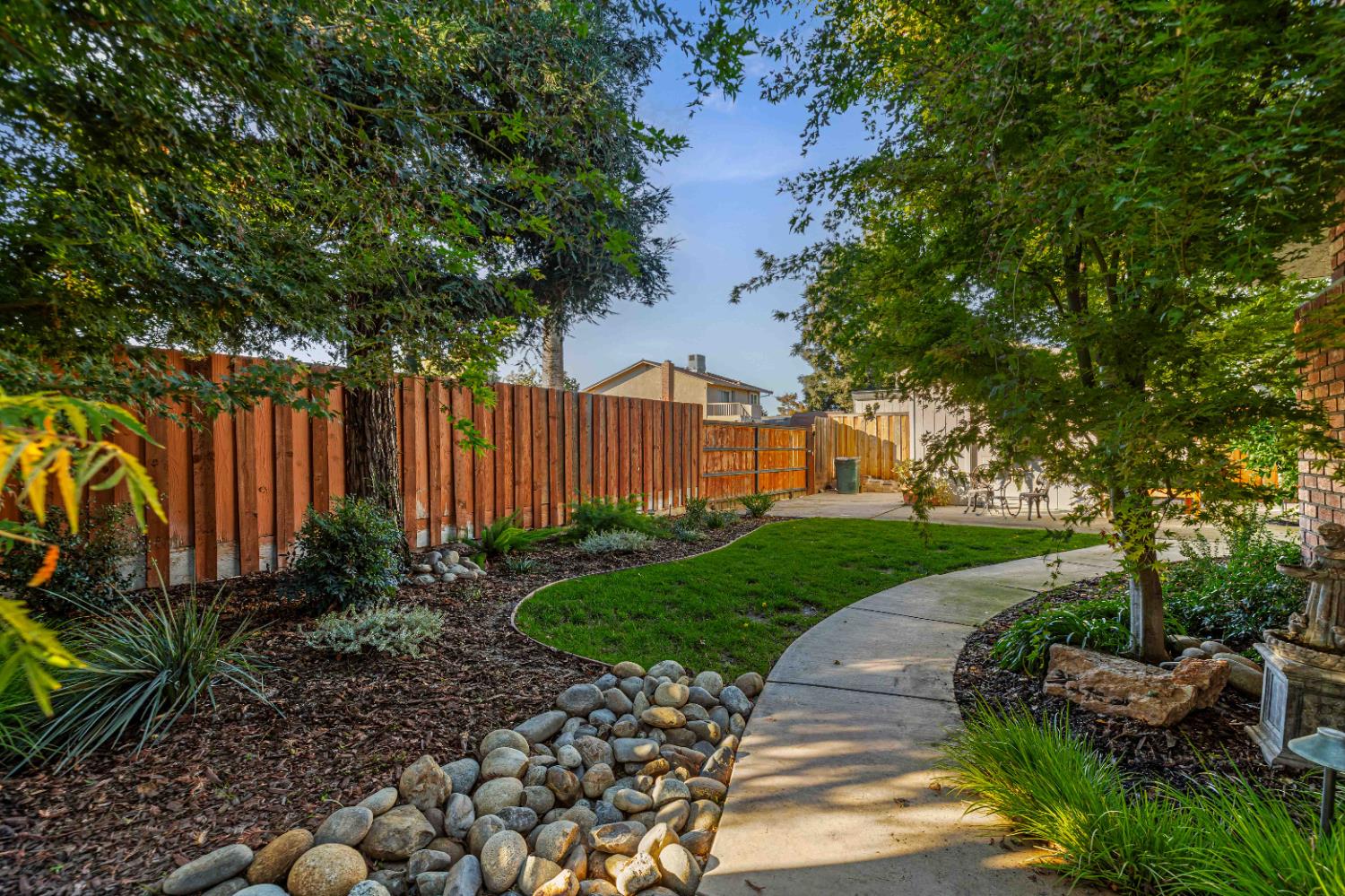 545 N Daubenberger Rd, Turlock, CA 95380