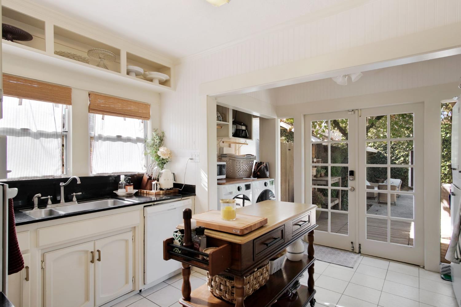 525 Semple St, Modesto, CA 95354