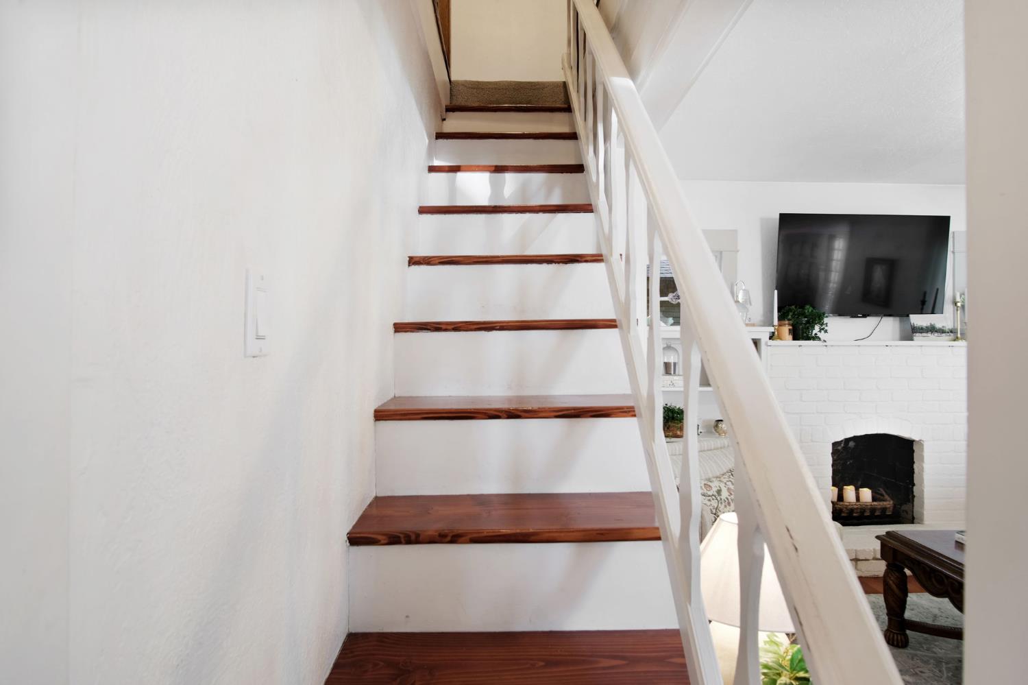 525 Semple St, Modesto, CA 95354