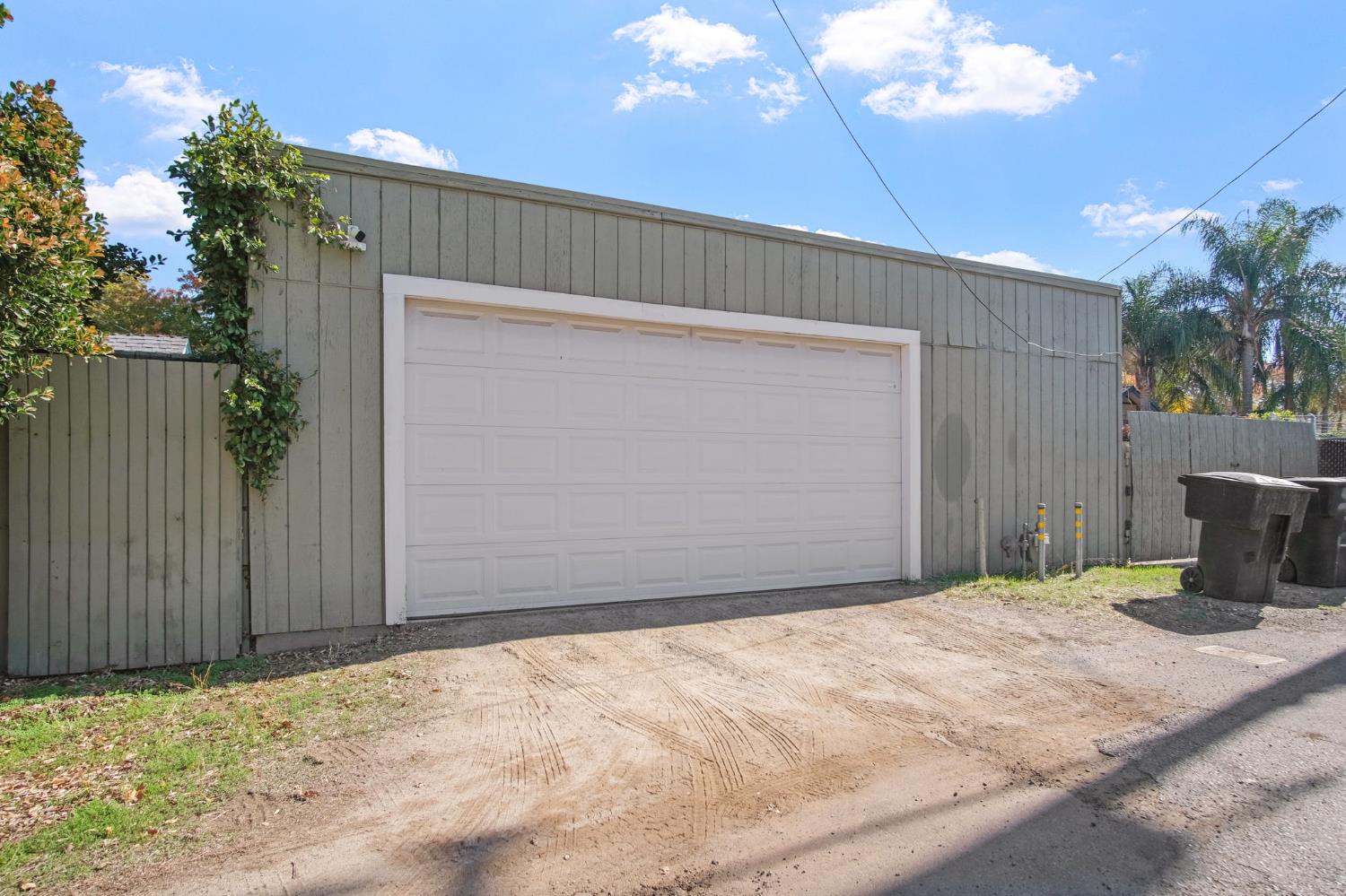 525 Semple St, Modesto, CA 95354