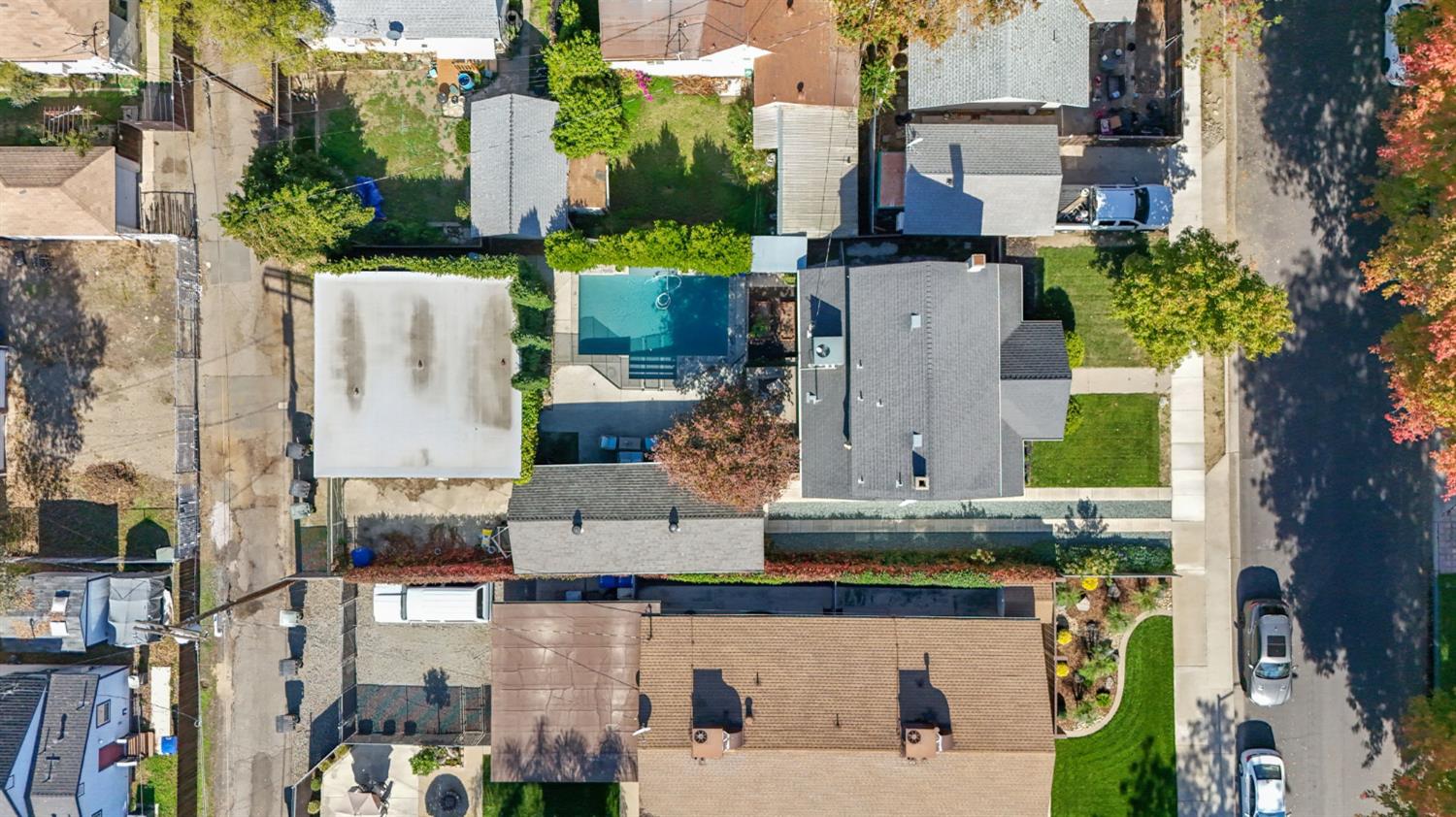 525 Semple St, Modesto, CA 95354