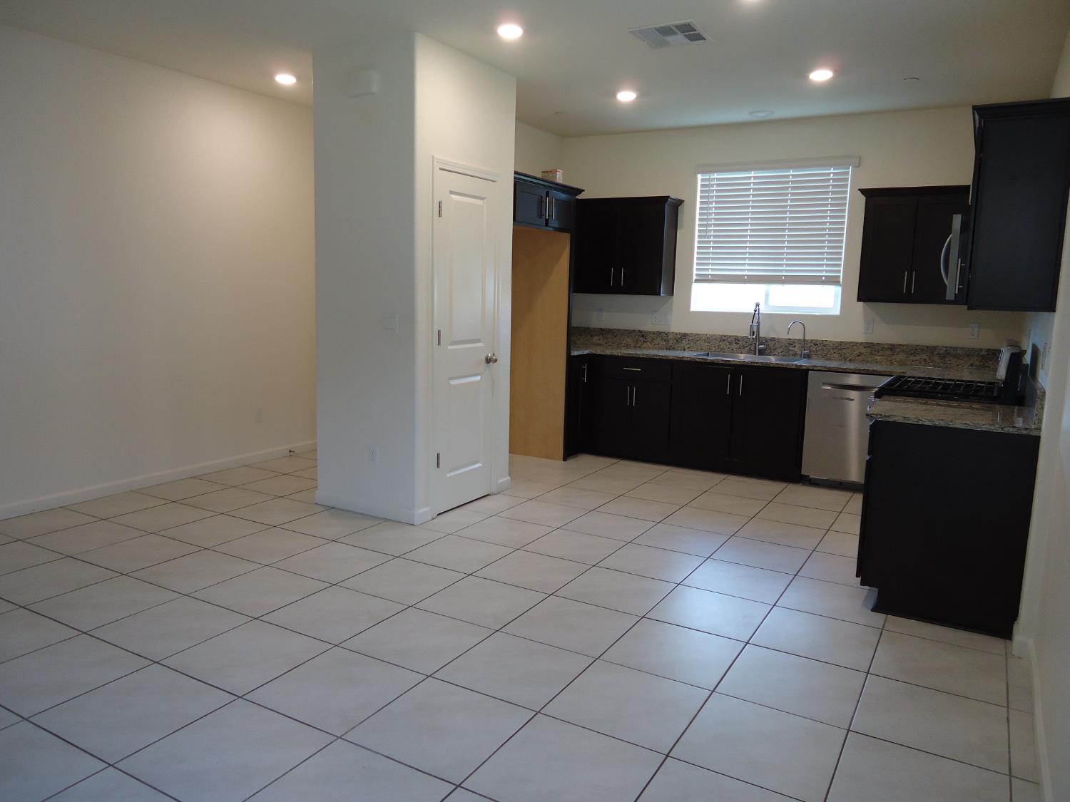 4254 Berryesa Ave, Merced, CA 95348