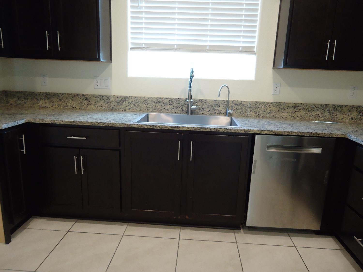 4254 Berryesa Ave, Merced, CA 95348