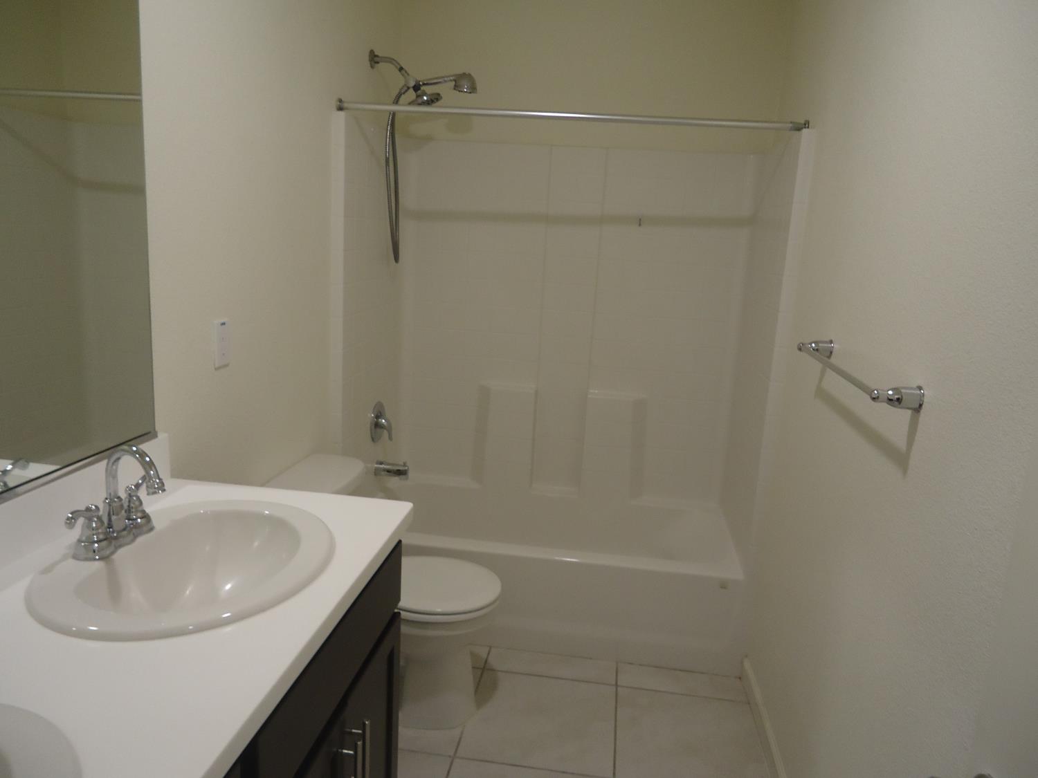 4254 Berryesa Ave, Merced, CA 95348