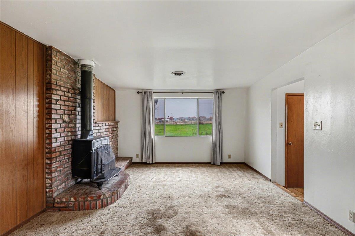 2679 Lobo Ave, Merced, CA 95348