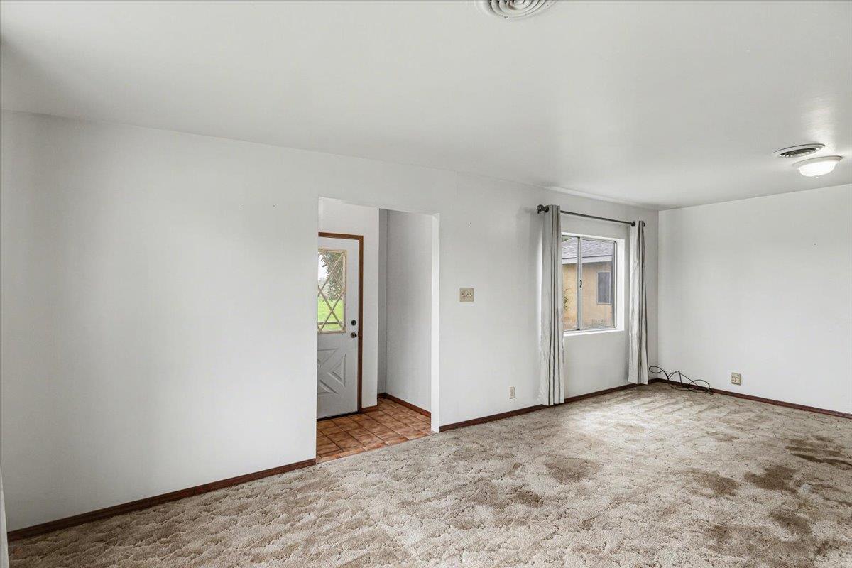 2679 Lobo Ave, Merced, CA 95348