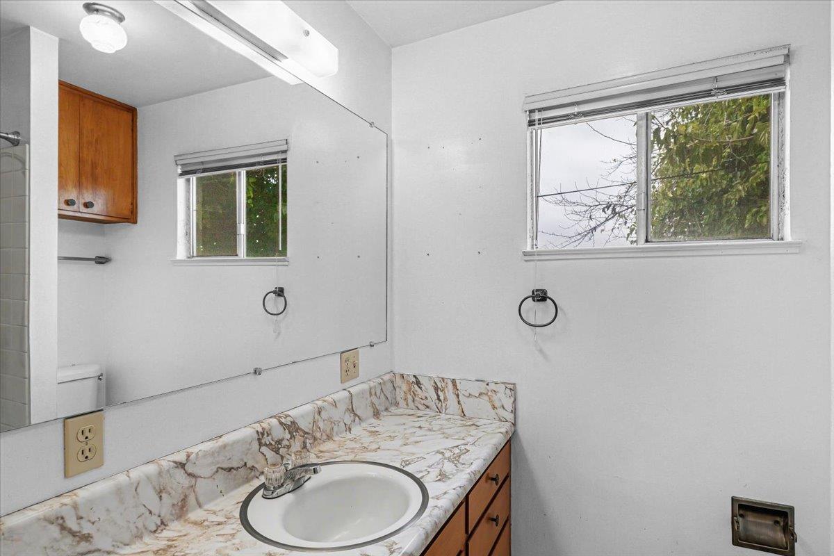 2679 Lobo Ave, Merced, CA 95348