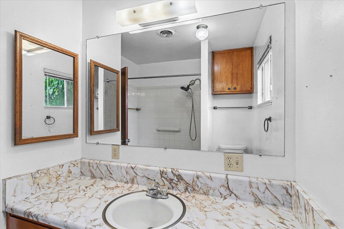 2679 Lobo Ave, Merced, CA 95348