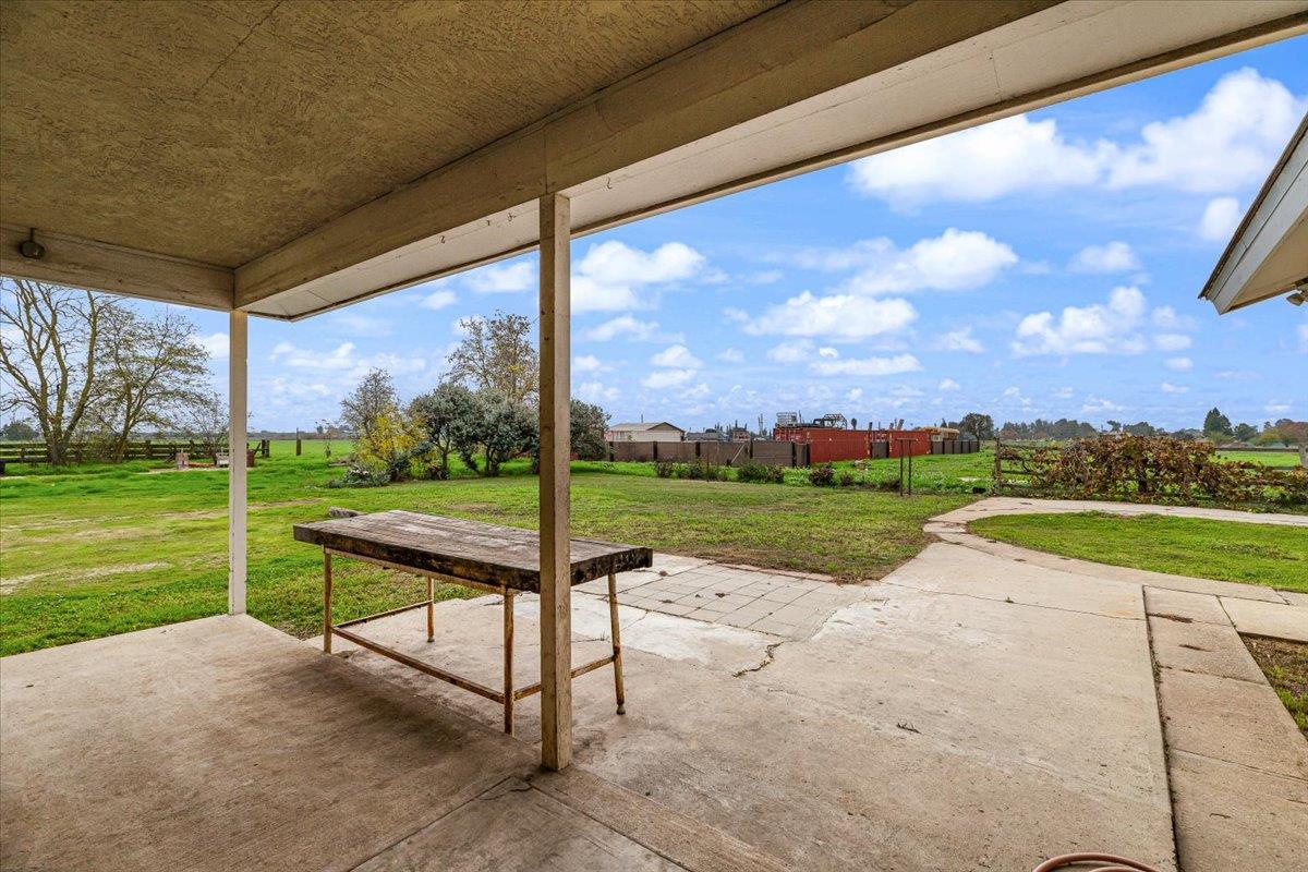 2679 Lobo Ave, Merced, CA 95348