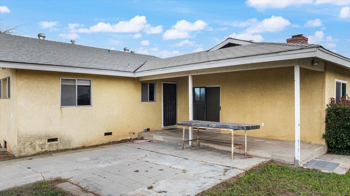 2679 Lobo Ave, Merced, CA 95348