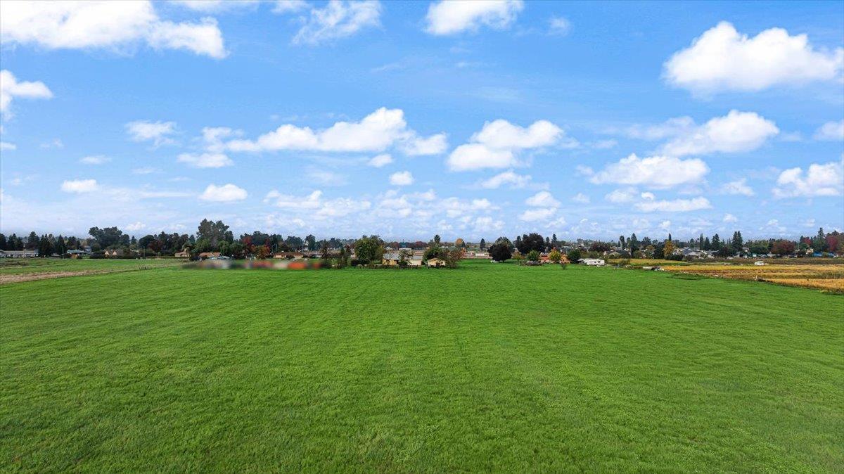 2679 Lobo Ave, Merced, CA 95348