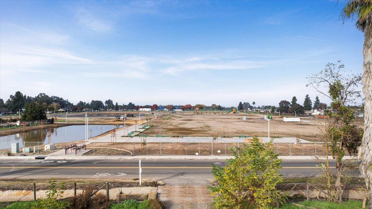 2679 Lobo Ave, Merced, CA 95348