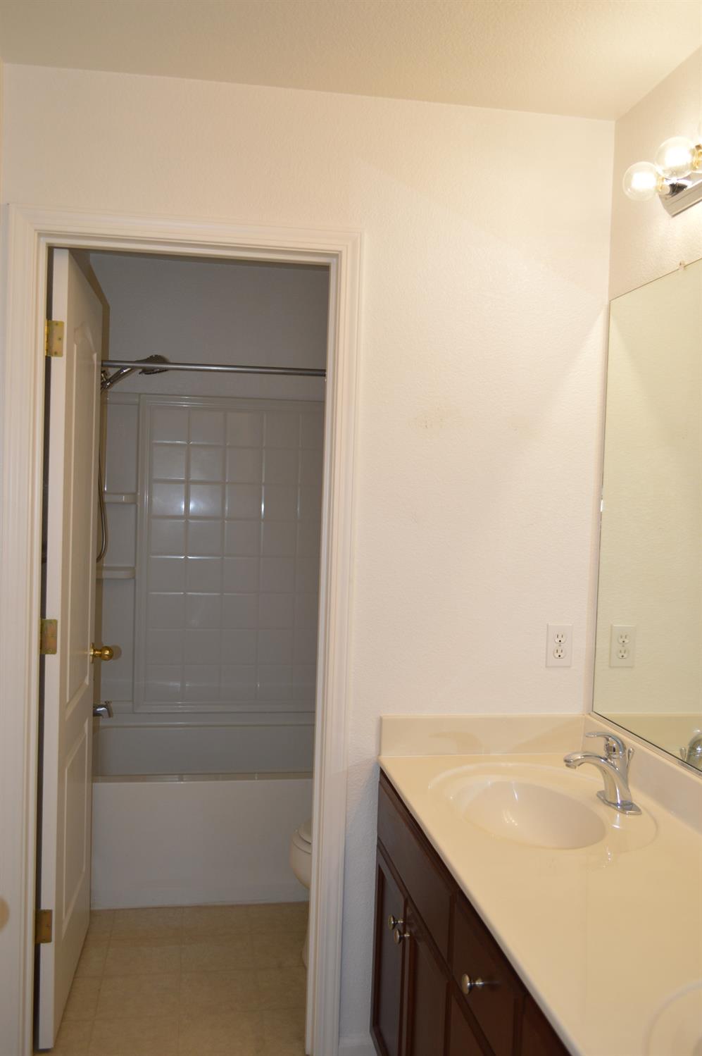 4227 Ivory Ln, Turlock, CA 95382