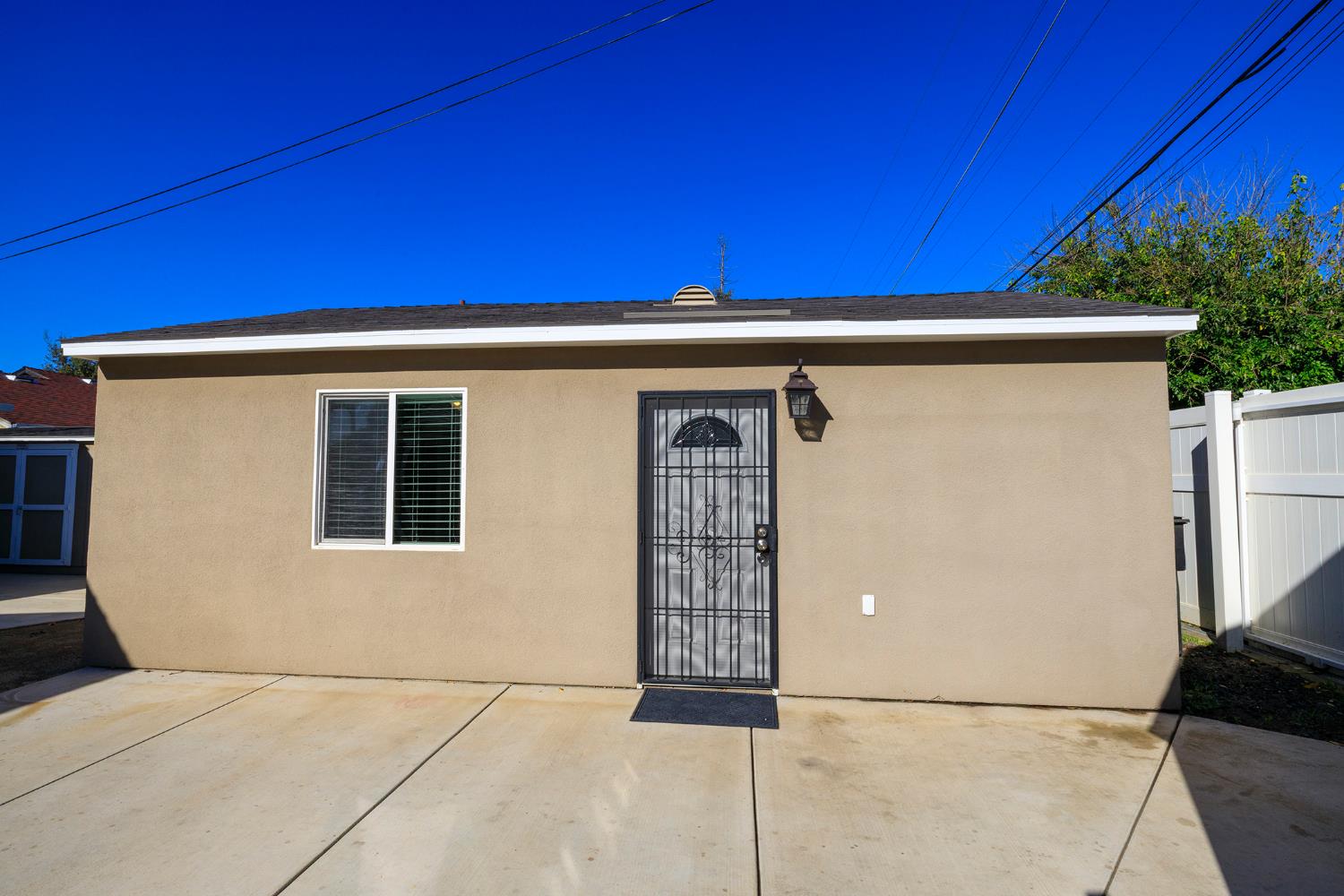 1705 Miller Ave, Modesto, CA 95354