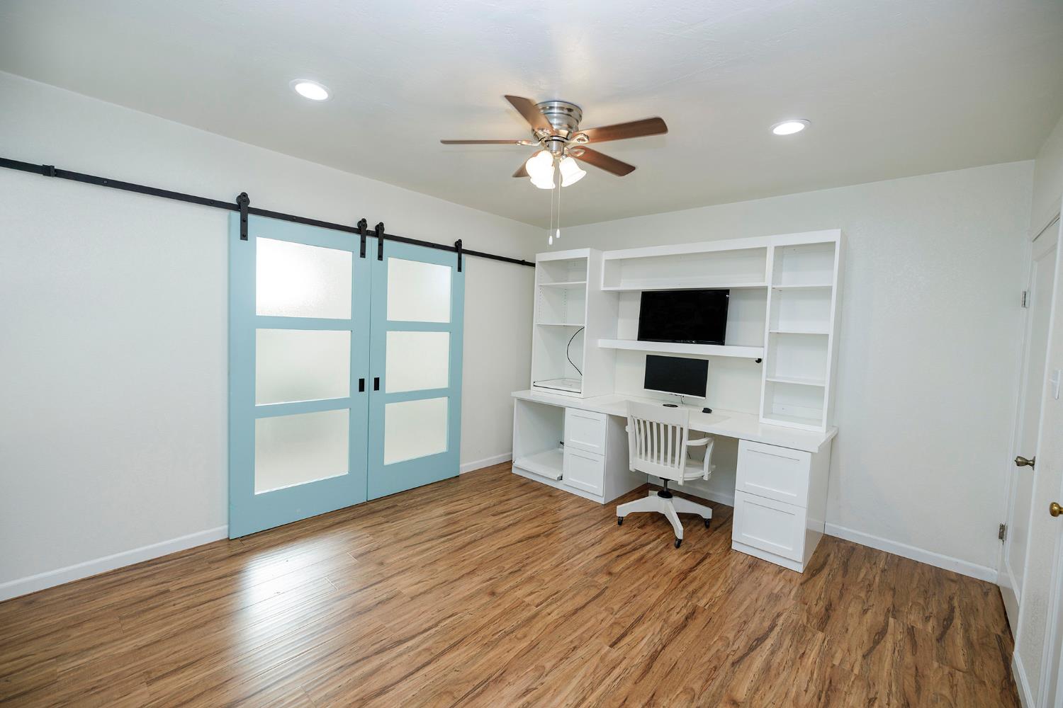 1705 Miller Ave, Modesto, CA 95354