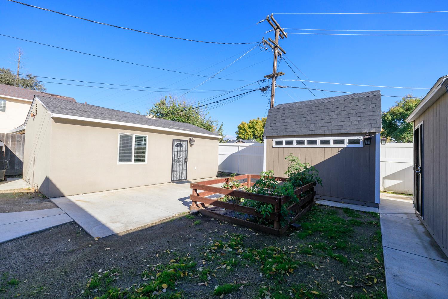 1705 Miller Ave, Modesto, CA 95354