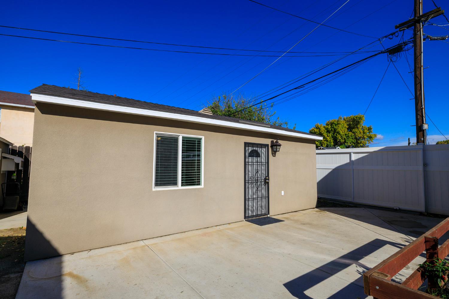 1705 Miller Ave, Modesto, CA 95354