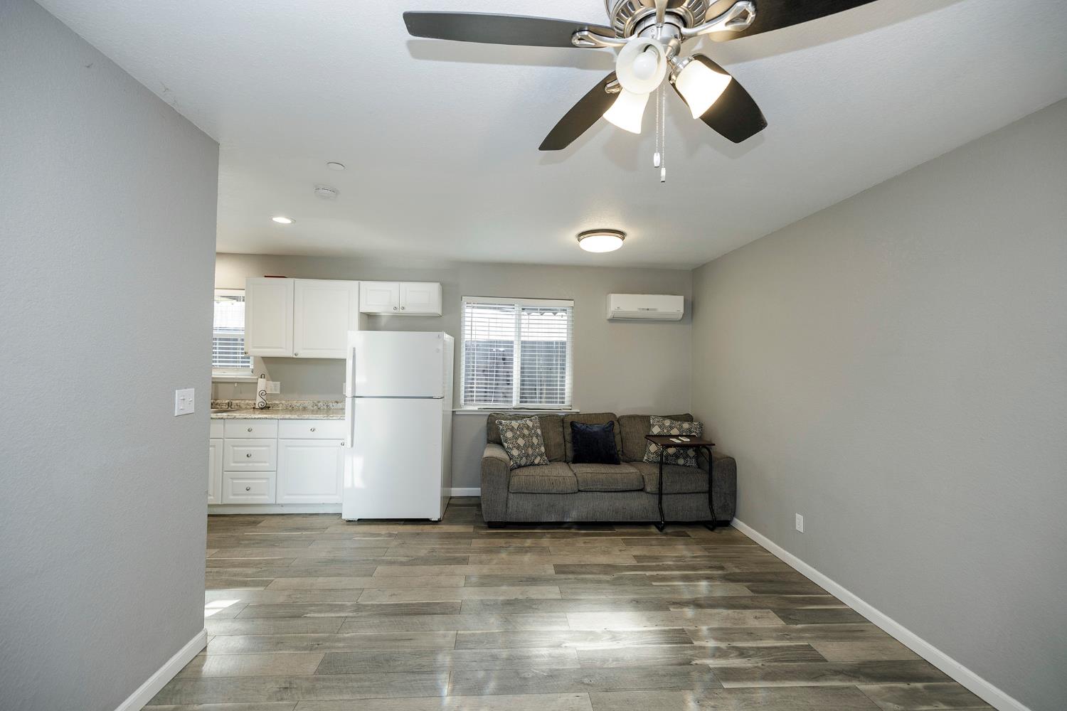 1705 Miller Ave, Modesto, CA 95354