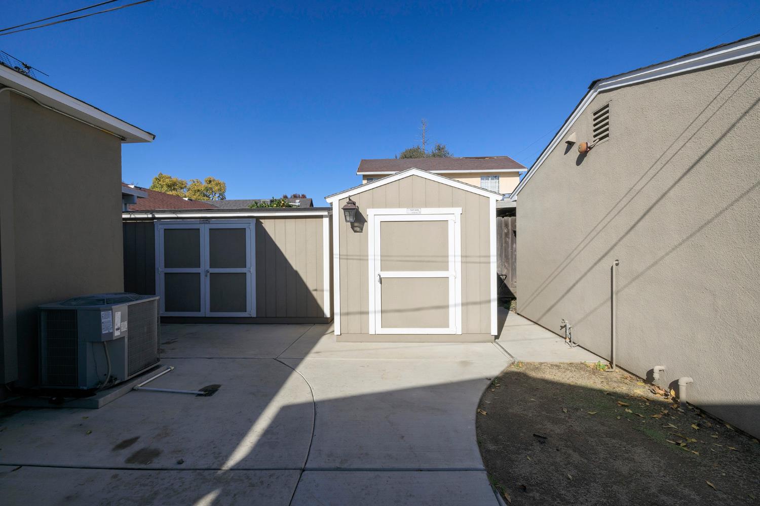 1705 Miller Ave, Modesto, CA 95354