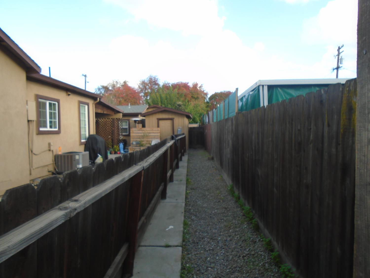 322 Johnson St, Modesto, CA 95354