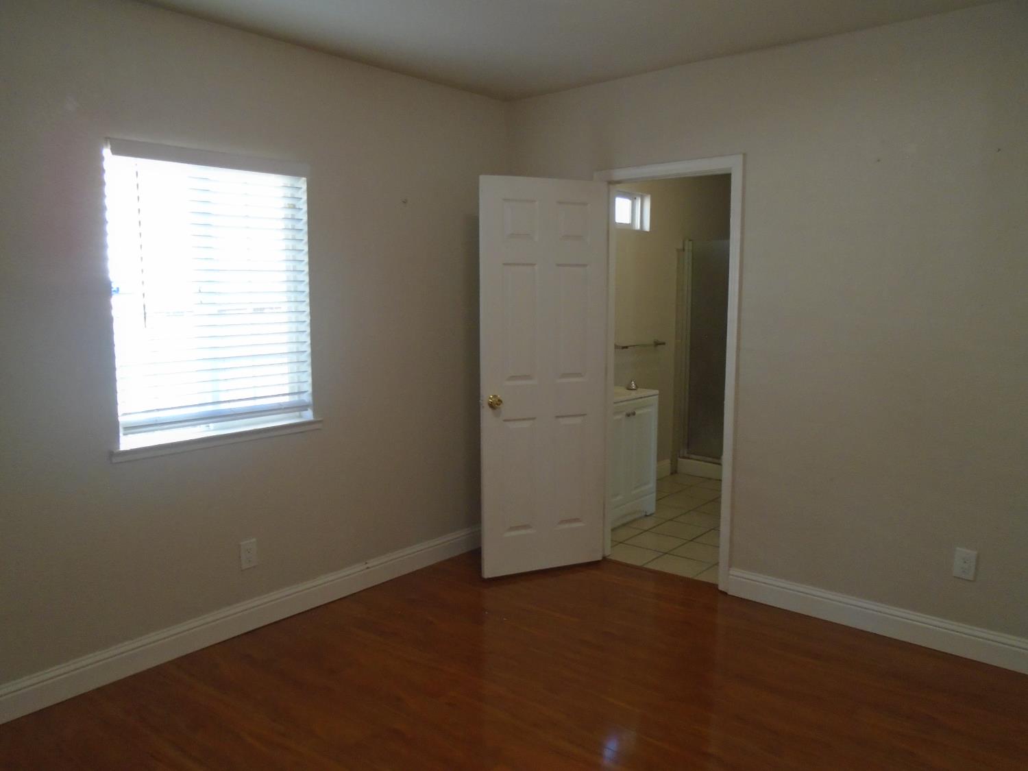 322 Johnson St, Modesto, CA 95354