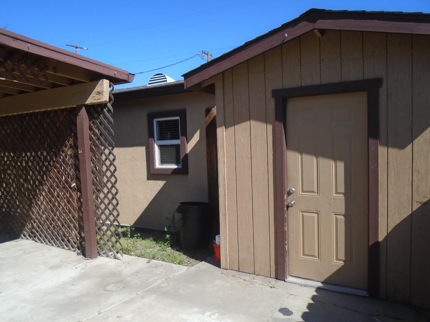 322 Johnson St, Modesto, CA 95354