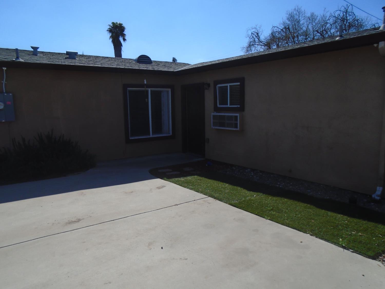 322 Johnson St, Modesto, CA 95354